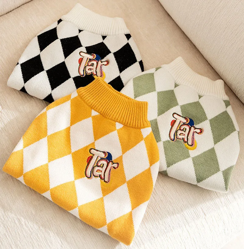 Autumn and Winter Dog Checkerboard Patch Corgi Sweater Small and Medium Dog Warm Knitted Sweater Dachshund Pet Clothes